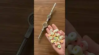 #asmr #smiles #pineapple #satisfying