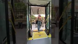 rapidKL Higer KLQ6129G Rear Doors Opening And Closing.