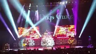 Three Days Grace 