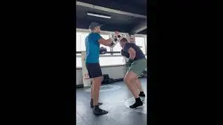 SIERU LEGENDARY 37 PUNCH COMBO + KICK
