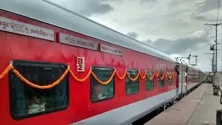 Clear Announcement of 12368/Vikramshila Express at Pt.Deen Dayal Upadhyay Junction