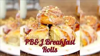 PB&J Breakfast Rolls | HG Food | HelloGiggles