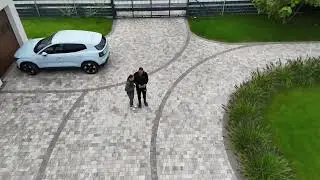 Piotr&oacute;w debiut