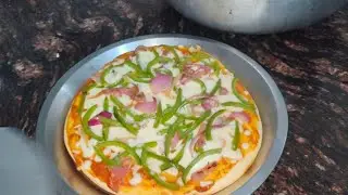 AAJ VANDANA NE PIZZA BANA DIYA🍕🍕😋//@Ramankarotiyavlogs