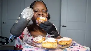 CINNAMON ROLLS BISCUITS ASMR EATING SOUNDS