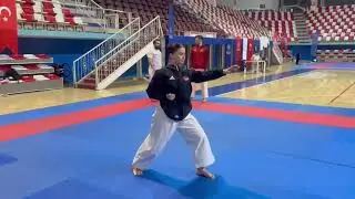Avrupa Kadın Kata Şampiyonu Sensei, Dilara Bozan antrenmanından.T&uuml;rk Karate Tv / Sensei Hakan Alpay