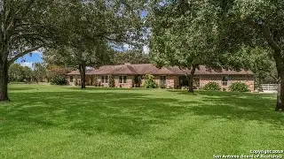 2531 County Road 357, La Vernia, TX 78121