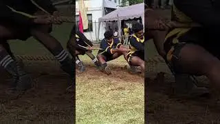 Sri Lanka tug of war pugod Dumbel fittnes in action #trending #sport #oldolympicsport
