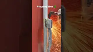 **Natural Gas Torch** Recycling Shipping Container Door Handle. 🖐️ #weldingtorch #construction