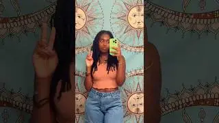 Hey 🌞✌🏾 #fashionblog #peace #momfit #hippiestyle #hippiechic #hippiespirit #prettygirl #locstyles