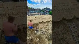 Thatching isn&rsquo;t so bad ✌🏽 #youtubeshorts #love #trending #viral #youtube
