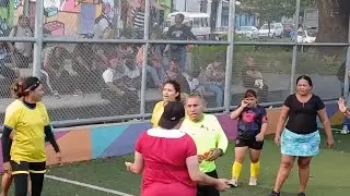 FRANCISCA Y LA SILVIA CASI SE VAN A LOS GOLPES