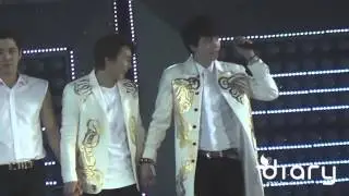 [Diary0214] 140222 SuperShow5 - KyuMin Ending holding hand