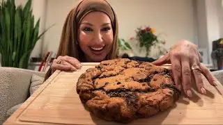 I Ate a GIANT Cookie 🍪 | Loaded Chocolate Mukbang ASMR