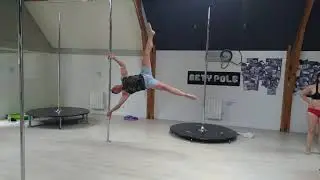 Pole Dance &eacute;cole de pole sport - Cours de pole danse adulte et ado - cours homme, femme et enfant
