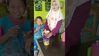 Tunjukin cokelat colin #jajanan #idejualanjajanan #ideusahajajanan #lucu