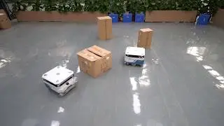Distributed Multi-Robot Collision Avoidance via DRL in Complex Scenarios