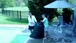 POOLCENTER.com - Swimming Pool Opening - Storing the Cover