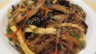 How to Make JAPCHAE 잡채! (Korean Noodles w/ Mixed Vegetables)