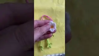 Crochet leggy frog bookmarks with Daisy #crochet #frogtastic #leggyfrog