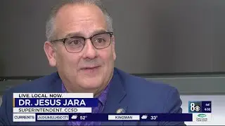Jara criticizes salary schedule as he discusses new teacher contract