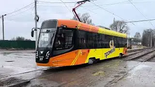 Трамвай КТМ-28 (71-628-02) №217 по маршруту №5Д в Ярославе, ноябрь 2025 года