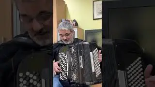 Globodersko kolo                                        Kompozitor - Radojka Živković