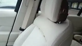 Как опустить задний экран если не опускается на Lynk&CO 900