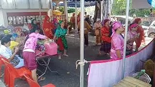 ฟ้อนผีเข้าหลักเมืองแจ่งศรีภูมิ เดือน 4  18122563 เพชรพยอม