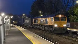 Freight on a Sunday at Lea Road? &ldquo;Ratcliffe power station&rdquo; 66781 4H40 with 24 containers 14/12/2025