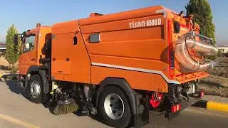 Tlsan Hydrostatic Road & Pavement Sweeper