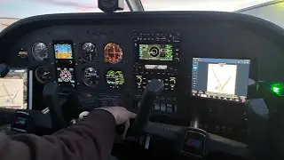 Piper warrior landing ll 🛬 ft/ @ethanaerni8938 @brianaerni #plane #aviation #piper #planelanding
