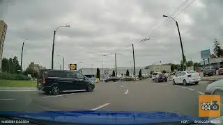 Giratoriu sau labirint?