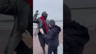 A must! 🧣 #morecambe #EricMorecambe #england #askravencooper #love #trending