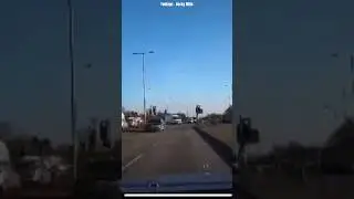Two Vehicles on Wrong Side of the Road #Norfolk #DashCam #UKDashCam #CaughtOnCamera #Driving #Cars