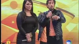 Mágico Mascarado faz número de mágica com Mulher Melancia #arquivolegendários