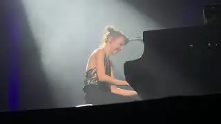 Jeanne Cherhal « Parle plus bas » (Dalida) @ Folies Bergère (Paris)