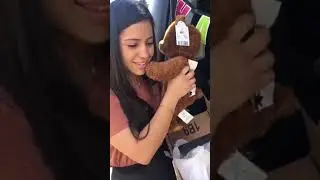 Girls Receive Stuffed Bears With Late Parent's Voice - 953936