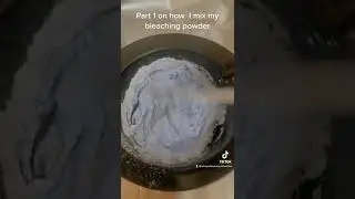 How I mixing my bleaching powder for my wig subscription follow us @Drayasbeautycollection