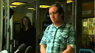 Jonnie 'Humble' Marbles outside Westminster Magistrates Court, 29th July 2011