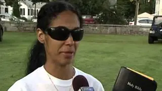 NH Mom Banned from Praying on School Grounds