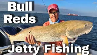 Грандиозный забег Bull Red Run в Галвестоне! Monster Drum Off the Jetties