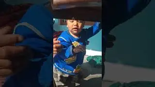 Baby की मस्ती 😍 | Cute Bollywood Moment 👶🎶#babymoments#cutebaby#bollywoodsong#familymoments#ytshorts