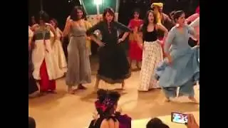 Bigg Boss 10 Contestant Nitibha Kaul Exclusive Dance Video