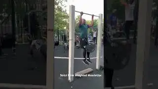 Some strict form weighted muscleups by D-Real in Wingate Park.  #calisthenics #teamwingate