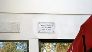 🔴 Georg Waitz &bull; Historiker &bull; 1848 - 1875 &bull; Weender Landstra&szlig;e 1 ~ G&ouml;ttinger Gedenktafel ...