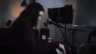 Improvising in the studio with my LXR 02 and Nord Electro
