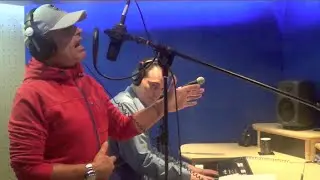 Clive Farrington and Jon Brooks Perform 'Independence' Live - Recording Studio Sessions