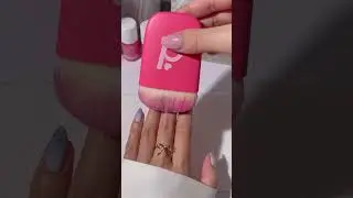 💅✨ Isbl&aring; Eleganse + Klassisk Hvitt = Dr&oslash;mmemanikyr! ❄️🤍