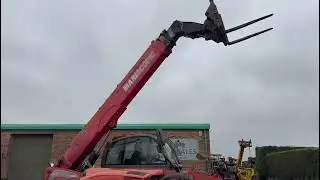 MANITOU MT 1436 R TELEHANDLER*C/W SWAY CAB*YEAR 2011*5456 HOURS